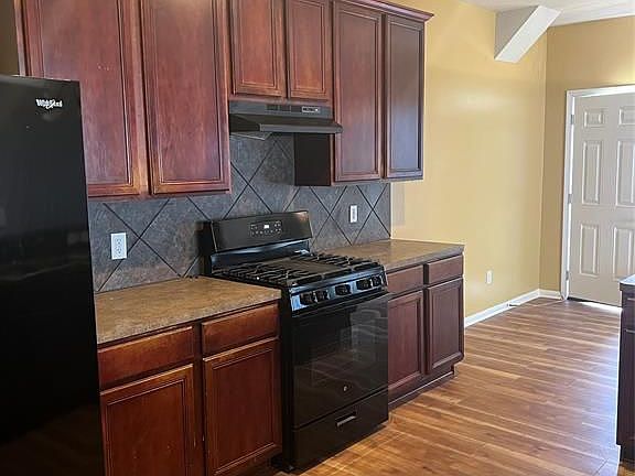 5th image of 1147 Eden Park Ln