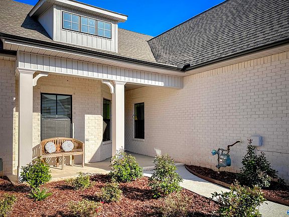 3rd image of 418 Tillane Park Cir