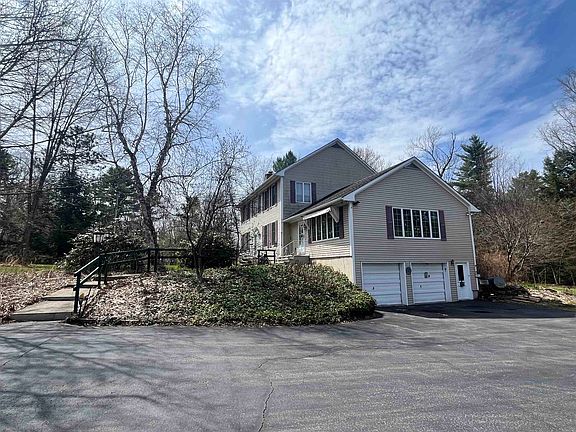 3rd image of 2391 McConnell Road