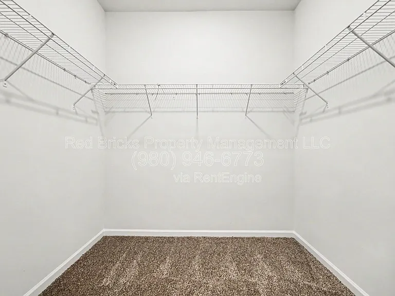 1007 Maylen Trce — Photo 17