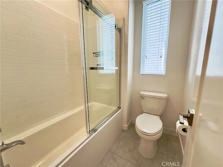 1868 S Westside Dr #28 — Photo 31