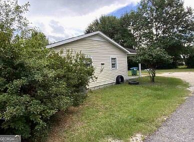 4th image of 606 E Poplar St