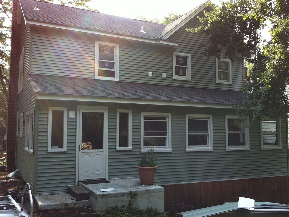 2nd image of 4 Cypress Rd