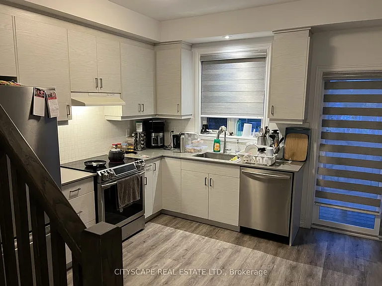 575 Woodward Ave #17 — Photo 4