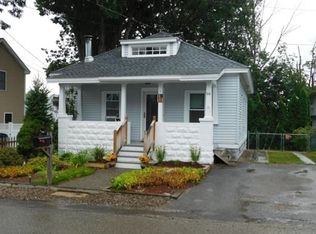 60 Lamb St, Lowell, MA 01854