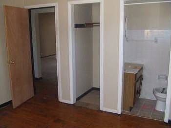 2nd image of 211 N Hodson Ave