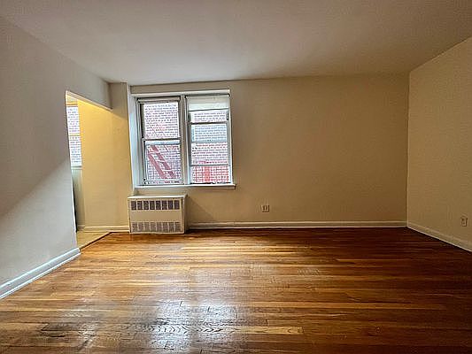 4th image of 41-25 50th St #6D