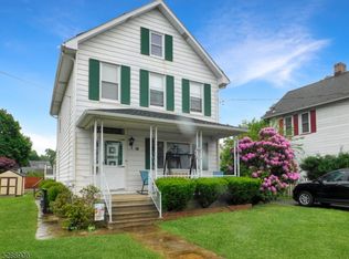 50 W Johnston St, Washington, NJ 07882