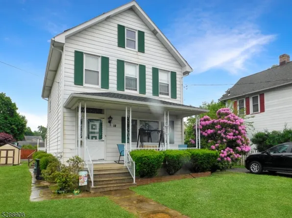 50 W Johnston St, Washington Boro, NJ 07882