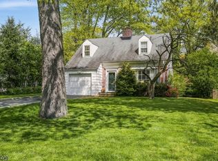 330 Taylor Rd S, Short Hills, NJ 07078