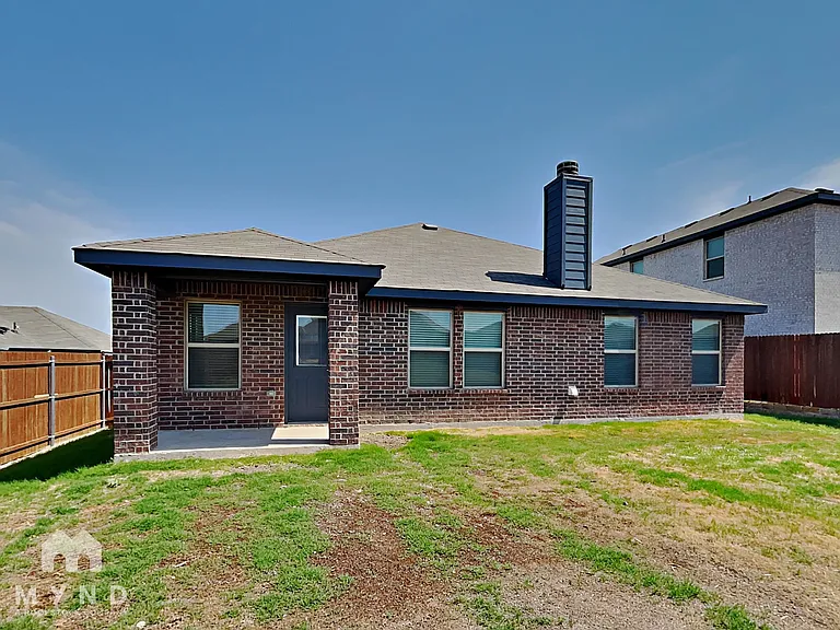 529 Paloma St — Photo 14