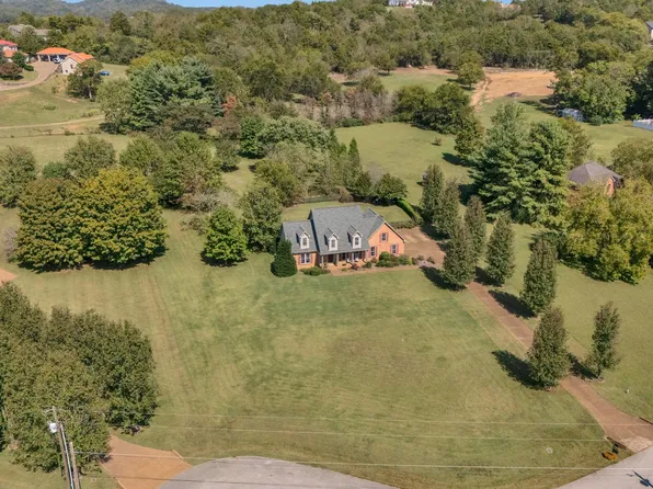 1450 Mayberry Ln, Franklin, TN 37064