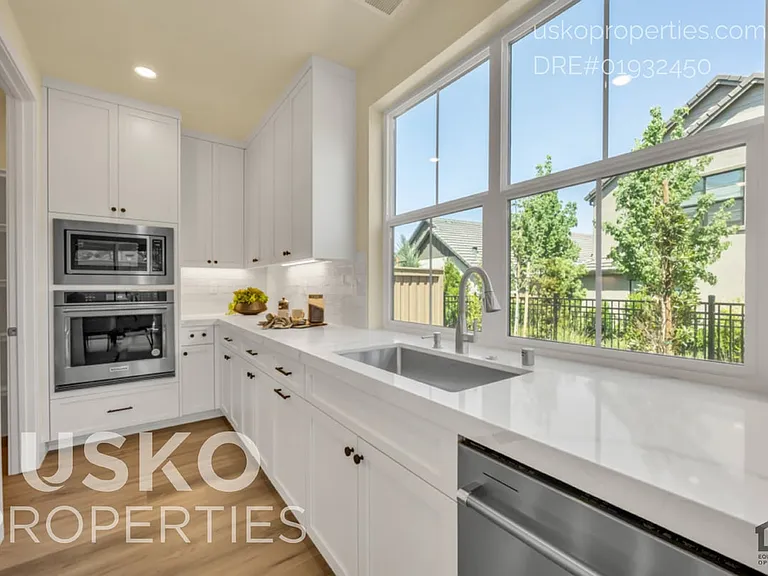 7095 Soleil Way — Photo 20