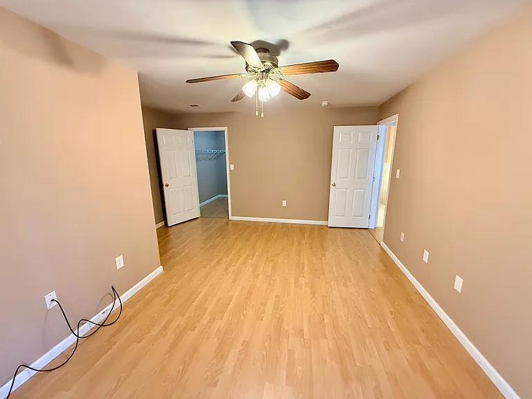 42 Cypress St — Photo 9