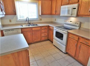 97 Pine St, East Rochester, NY 14445