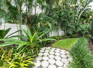 8545 Wakefield Dr, Palm Beach Gardens, FL 33410