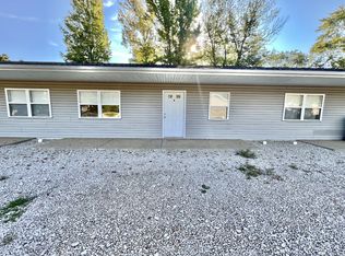 840 Marlette Dr #B, Bourbon, MO 65441
