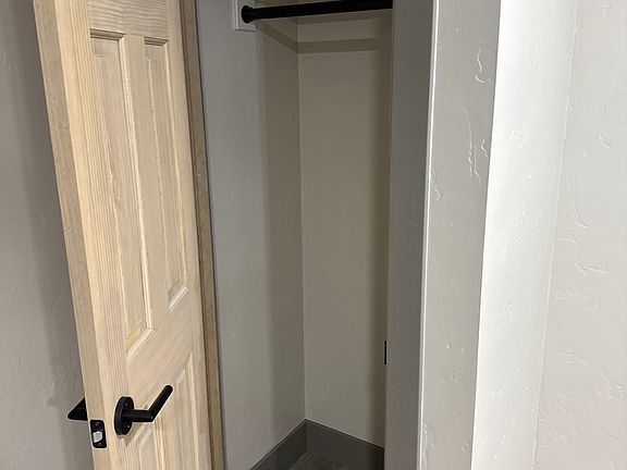 3rd image of 225 6th Ave #2