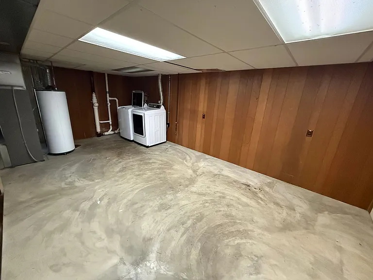 5360 Glencullen Way — Photo 32