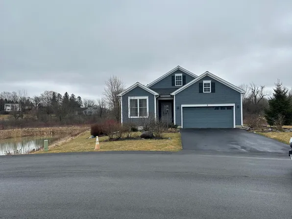 9 New Heron Drive, Mechanicville, NY 12118