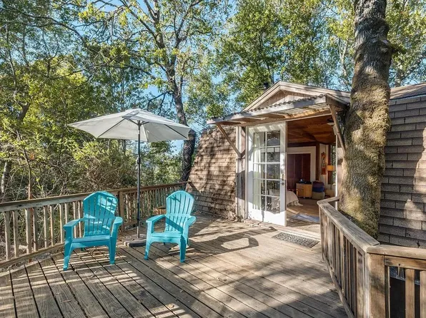 81 Spring Ln, Fairfax, CA 94930