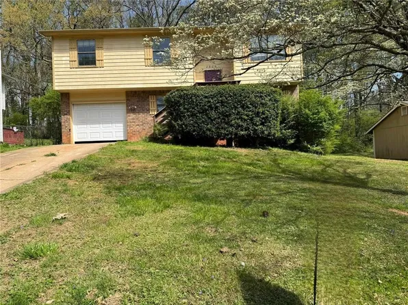 2806 Oxford Dr, Decatur, GA 30034