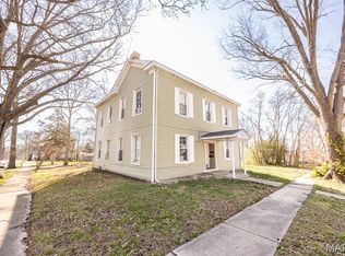 204 S Fritz St, Lebanon, IL 62254