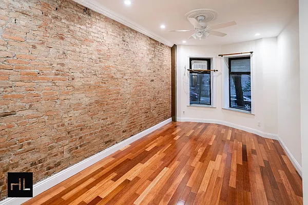 Rented by Highline Residential | media 33