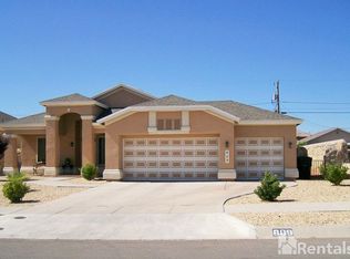 809 Phil Hansen Dr, Canutillo, TX 79835