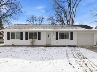 733 Oriole Dr, Streamwood, IL 60107