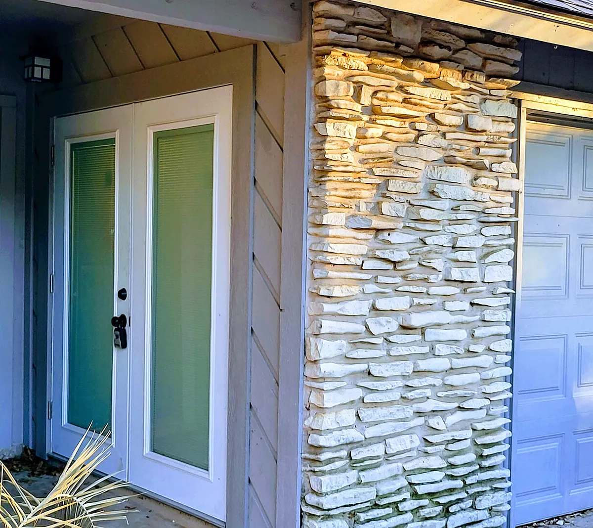 Building Photo - Woodland Village Dr