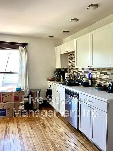 369 S Winooski Ave #2 Photo 1