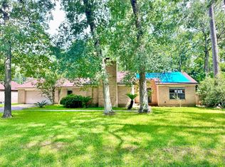 1406 Indian Shores Rd, Crosby, TX 77532