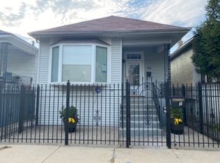 7516 S Rhodes Ave, Chicago, IL 60619