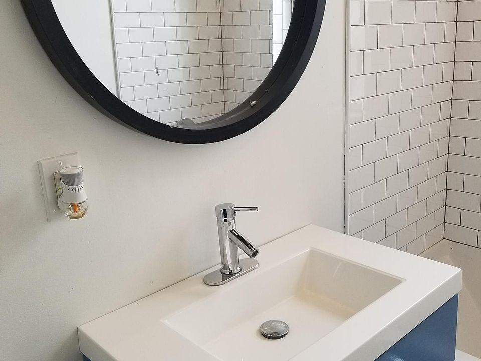 1st image of 8340 S Drexel Ave APT 3