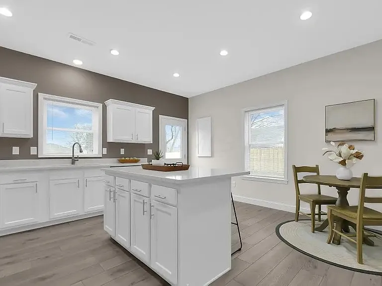 3652 W Park St — Photo 6