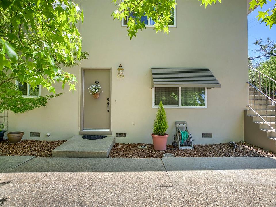 1st image of 175 Hillmont Ave