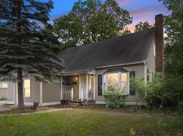 917 S Division St, Traverse City, MI 49684