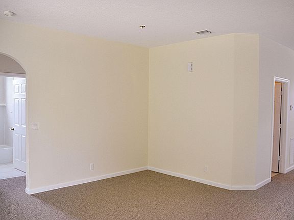 4th image of 2342 SE Surrey Place