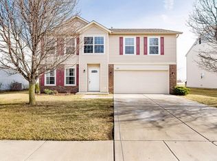 251 Lakemoore St, Brownsburg, IN 46112