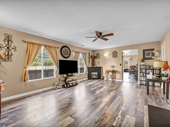 5th image of 7695 Bichon St