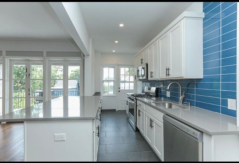 1st image of 525 Graydon Ave #6