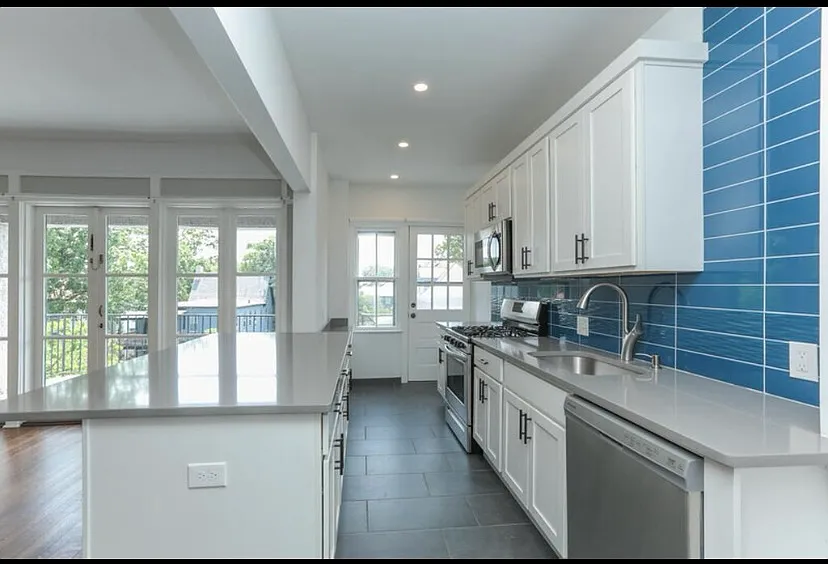525 Graydon Ave #6