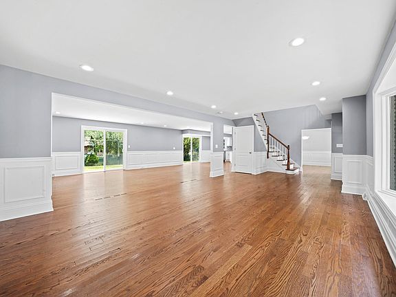 5th image of 470 Mulberry Ln