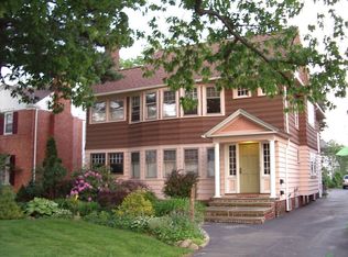18430 Chagrin Blvd, Shaker Heights, OH 44122
