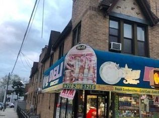 5605 Metropolitan Ave, Ridgewood, NY 11385