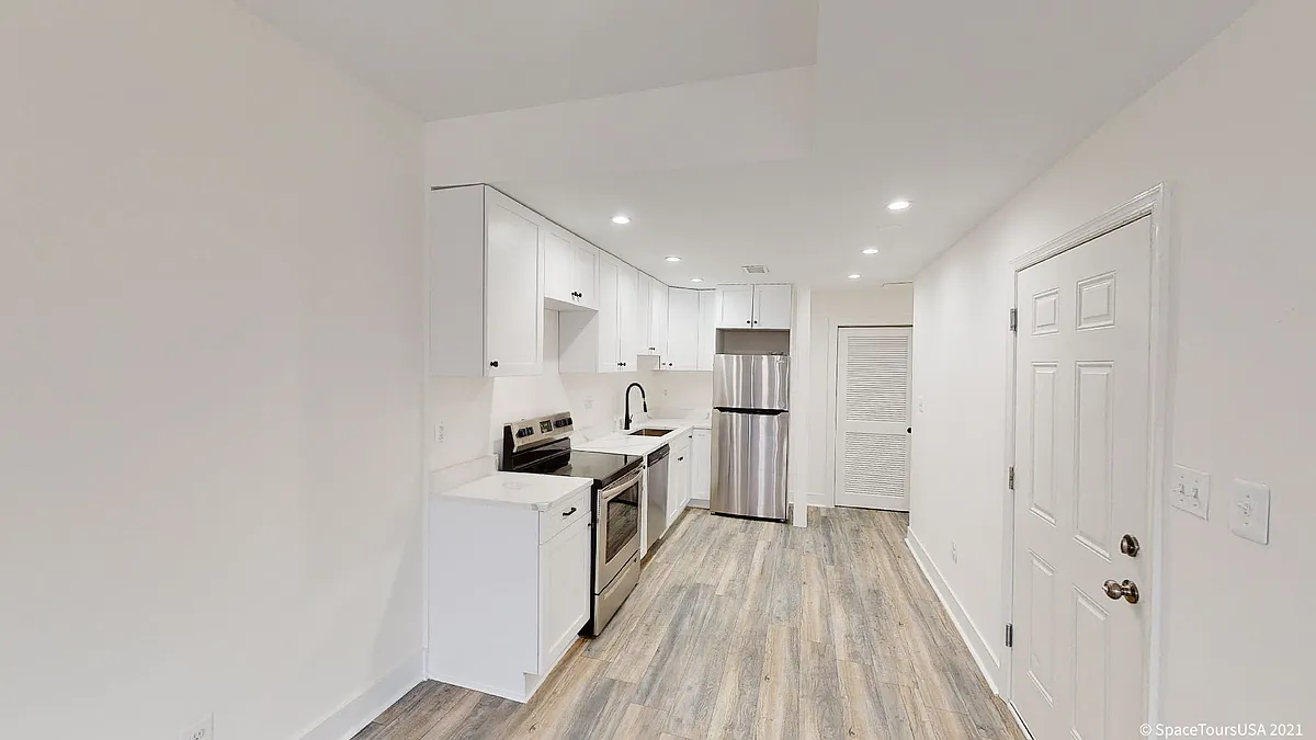 Building Photo - 1452 Fairmont St NW #B