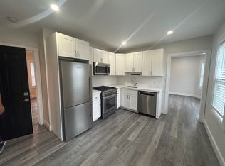 48 Oxford Ave FLOOR 3, Belmont, MA 02478