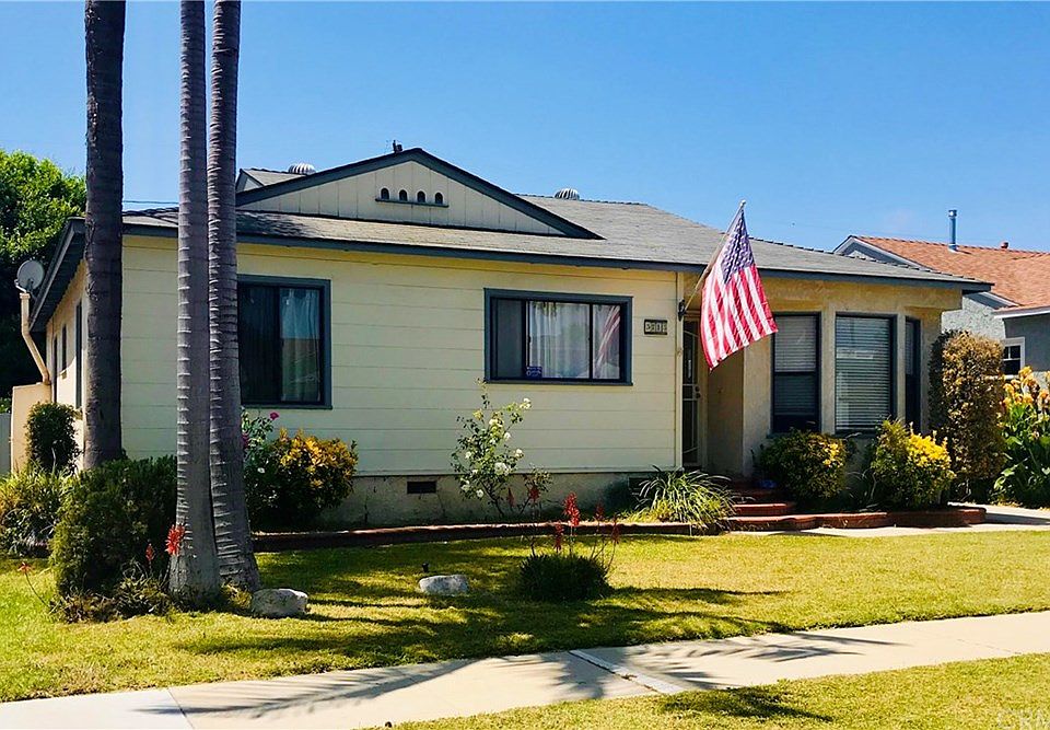 1st image of 3713 Volk Ave