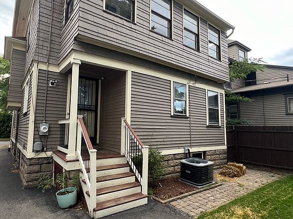 5th image of 1341 Park Ave
